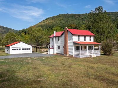 15030 Renovo Rd, Renovo, PA, 17764