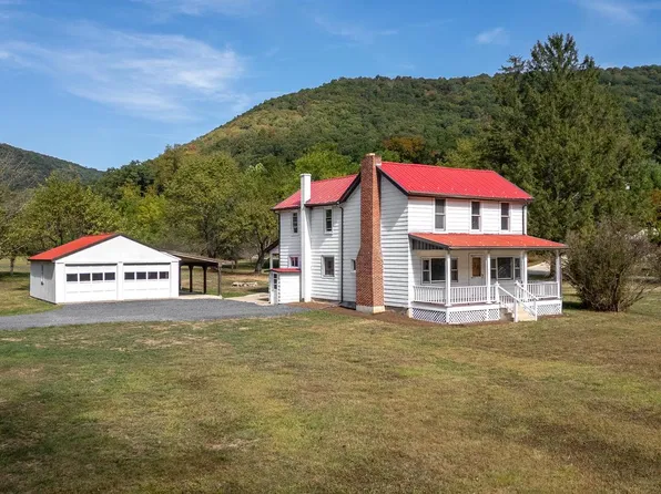 15030 Renovo Rd, Renovo, PA 17764
