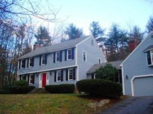 12 Birchwood Cir, Bedford, NH 03110