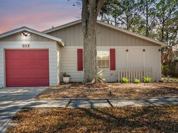 908 Whisper Lake Dr, Winter Haven, FL 33880