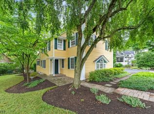 86 Washington St, Rocky Hill Boro, NJ 08553