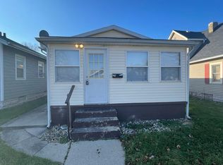 2103 Kendall St, South Bend, IN 46613
