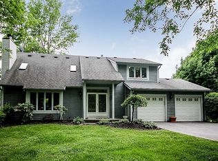 1601 Fetzner Rd, Rochester, NY 14626