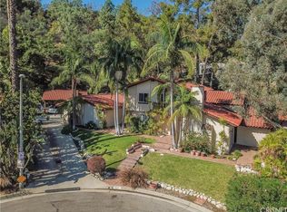 1345 Liverpool Dr, Pasadena, CA 91103