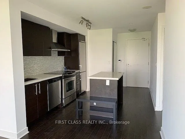 58 Orchard View Blvd #1001 — Photo 6