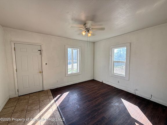 4th image of 652 Tucker St