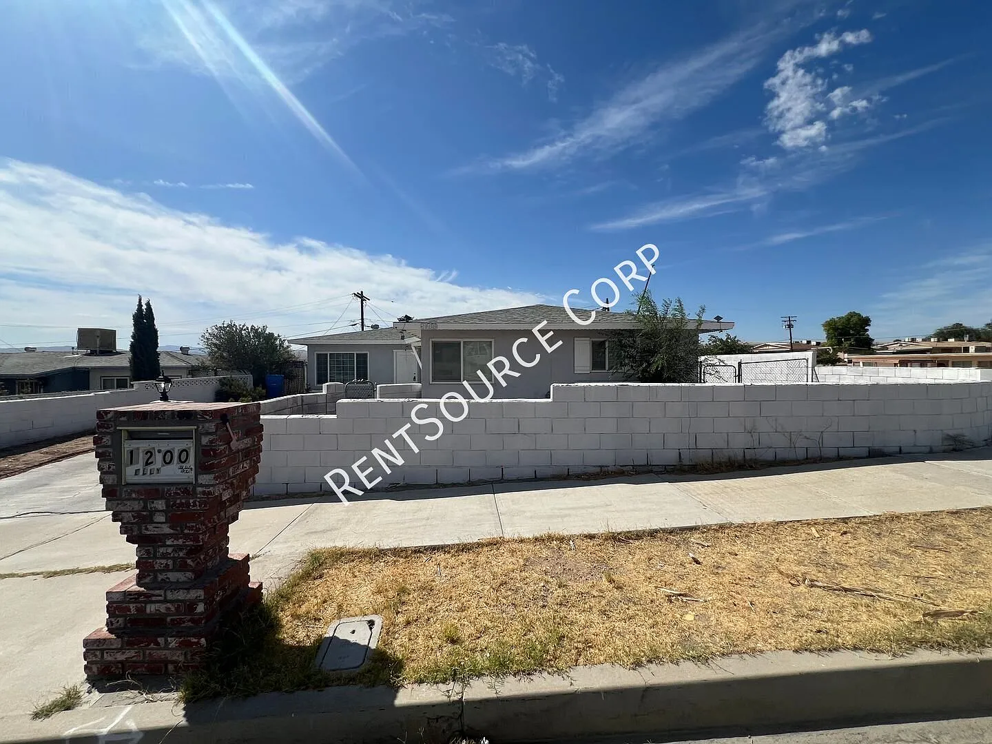 3 Bedroom, 2 Bathroom with a Den and Sunroom, Home for Rent in Barstow, CA — Photo 2