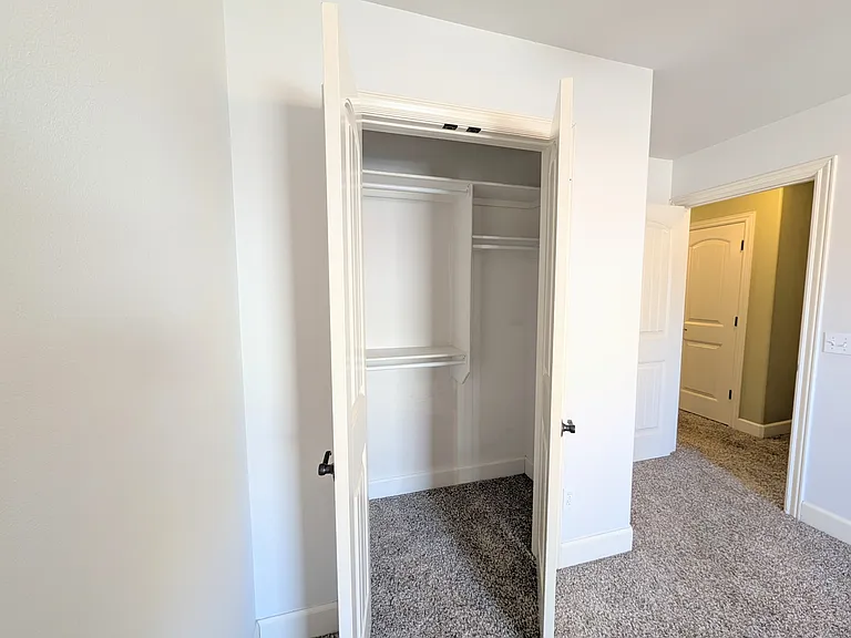 2944 W Old Farmington Rd — Photo 15