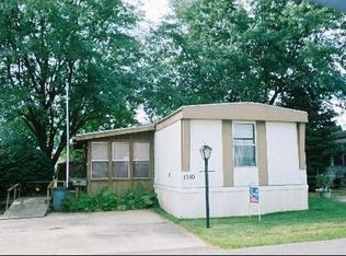 1310 Nichole Ln, Sandwich, IL 60548