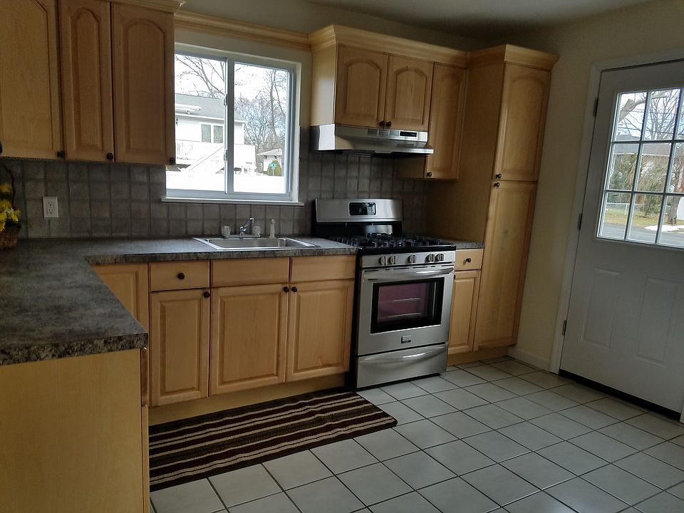 2nd image of 7 Gleeland St