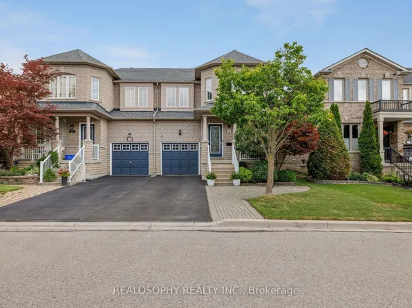 55 Dylan St, Vaughan, ON L4H 2X5