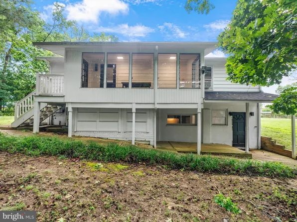 17A Elliott Rd, Annapolis, MD 21403