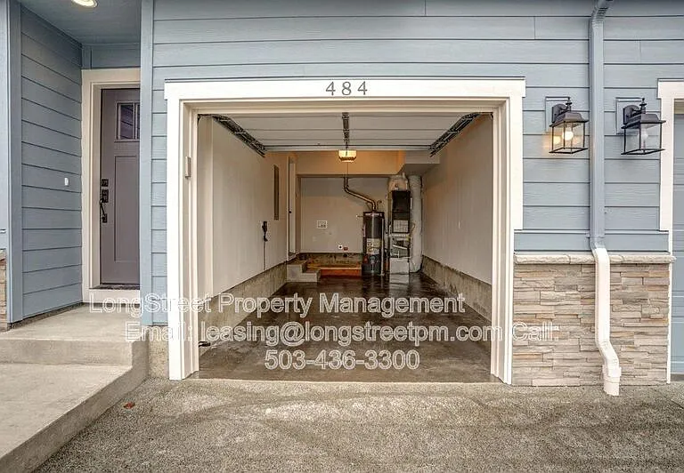 482 S Monmouth Ave — Photo 39