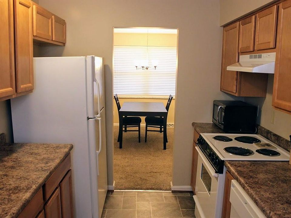 1st image of 4409 Redmont Ave #2
