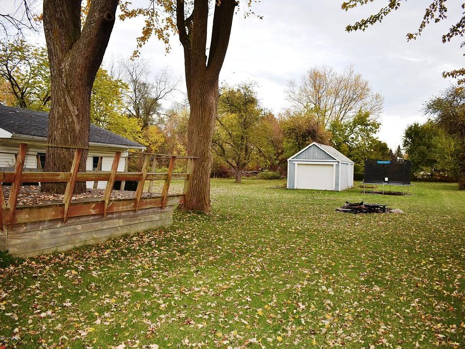 615 Stoll Rd, Lansing, MI 48917 Zillow