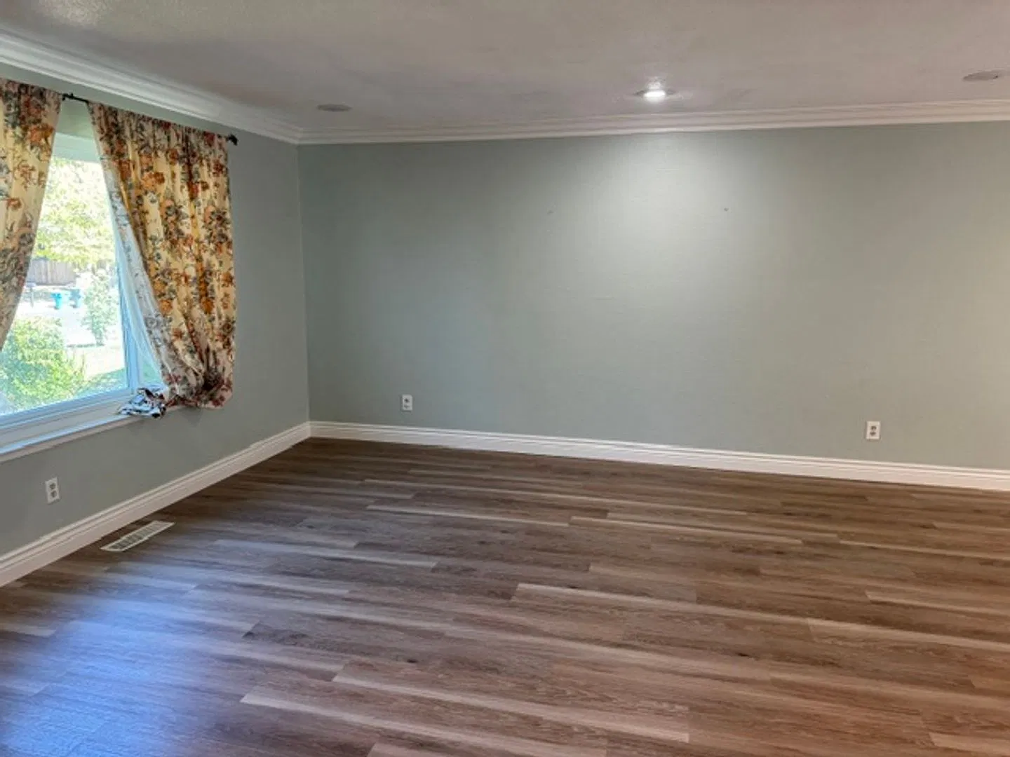 Great 4 bedroom, 2.5 bathroom house in Gilroy — Photo 2