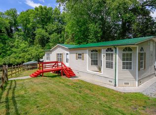305 Haw Ridge Dock Rd, Piney Flats, TN 37686