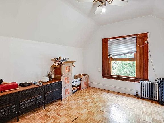 5th image of 84-27 106th St
