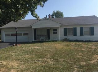 334 Providence Rd, Ballwin, MO 63011