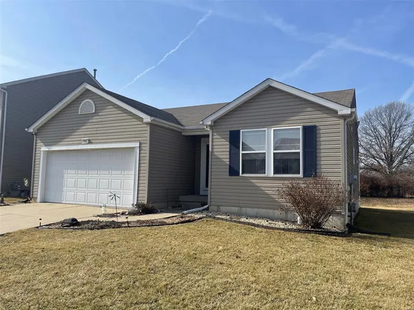 6804 Wadlow Ct, Godfrey, IL 62035