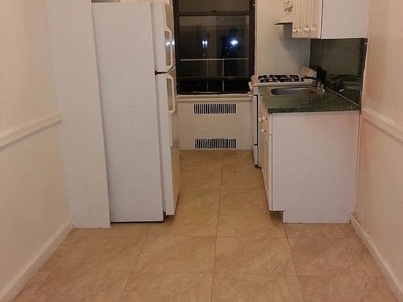 5th image of 10824 71st Ave APT 4G