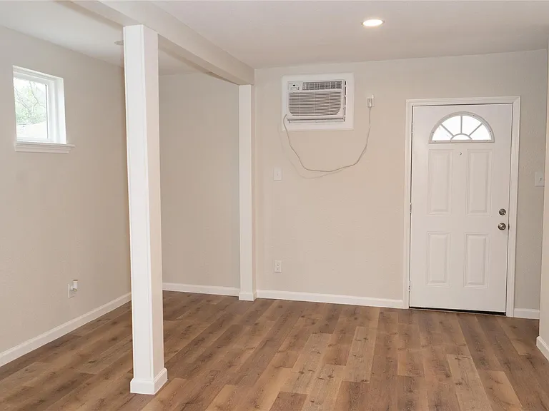 97 Anthony St #B — Photo 6