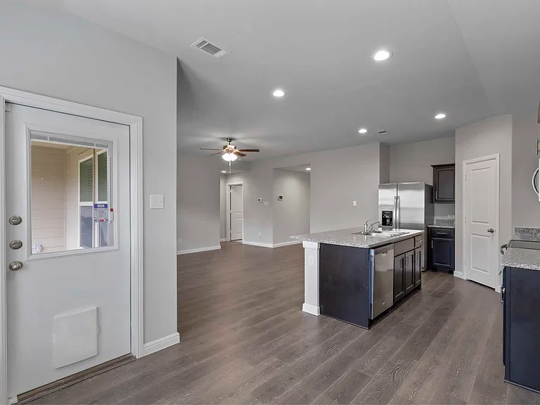 226 Seclusion Dr — Photo 13