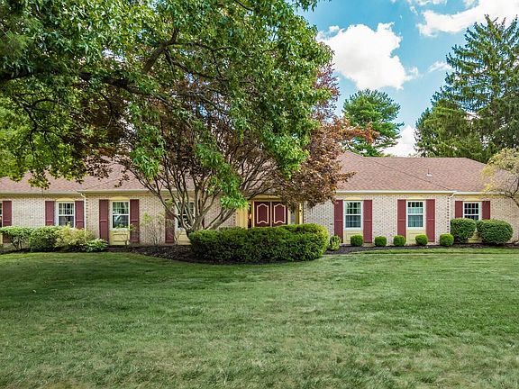 3rd image of 1850 Red Oak Dr NE