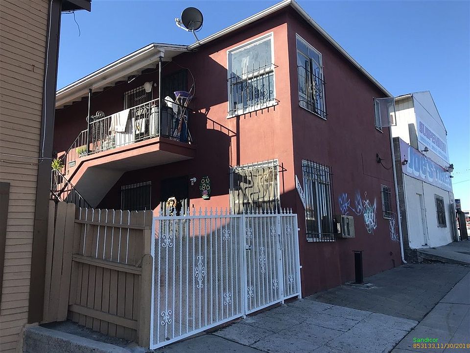 1st image of 3033 Market St