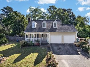 1315 Oakengate Dr, Stone Mountain, GA 30083
