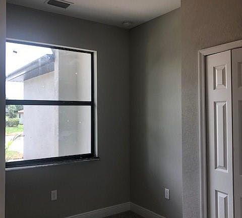 5th image of 304 E 5th St