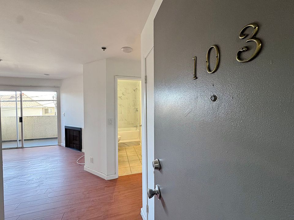1st image of 3751 Jasmine Ave APT 103