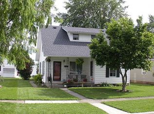 1035 E Columbia St, Saint Marys, OH 45885