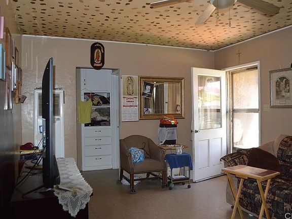 5th image of 15354 Iris Dr