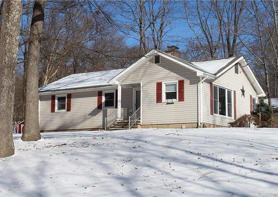 1st image of 12 Bog Ln