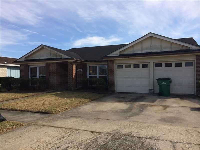 1st image of 4029 Deerglen Dr