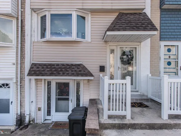 4242 Lawnside Rd, Philadelphia, PA 19154