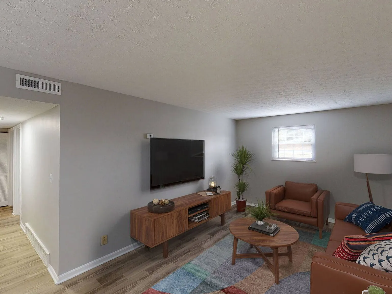 Springhurst East Apartments — Photo 3