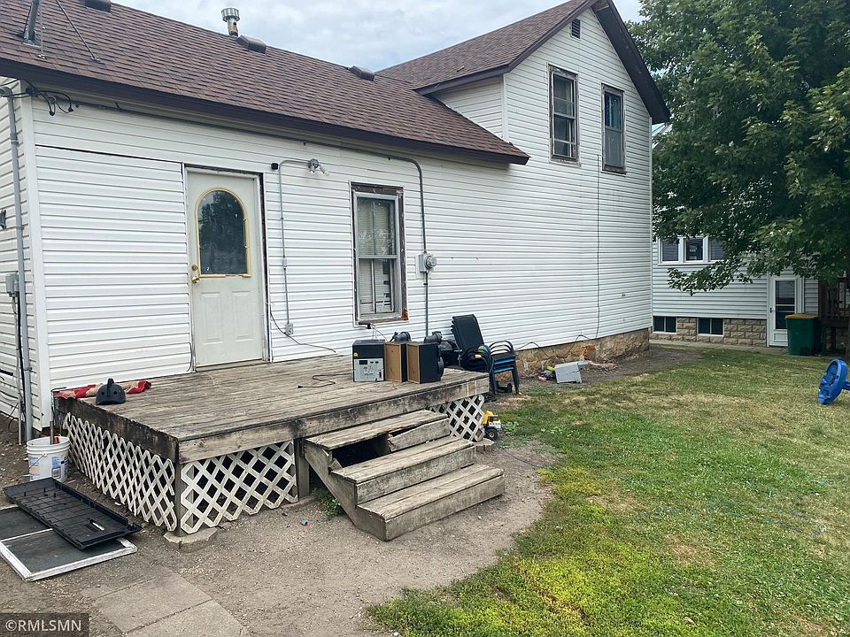 2nd image of 205 E 1st St