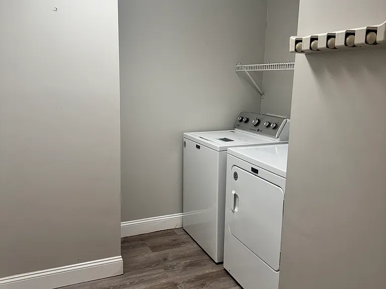 5793 Sunburst Ct — Photo 25