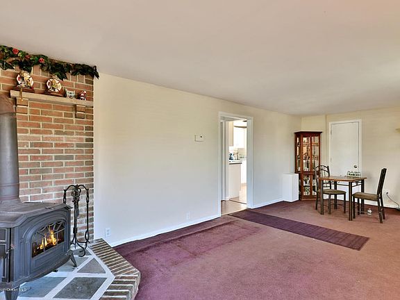 38 Bay Ave North Middletown NJ-large-004