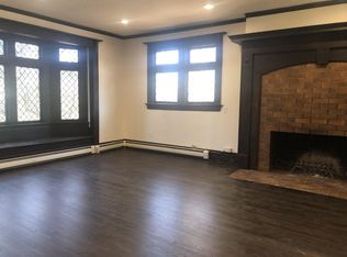 166 Gordonhurst Ave APT 1, Montclair, NJ 07043