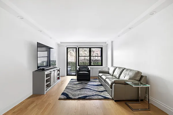 Sold by Compass | media 20