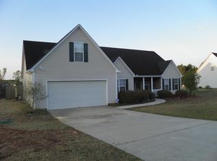 656 Stonecrest Dr, Loganville, GA 30052