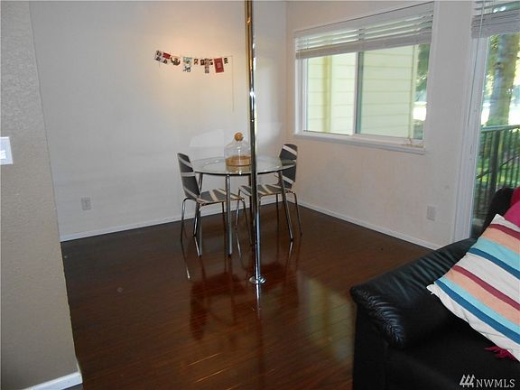 2nd image of 14602 NE 51st Pl APT D2