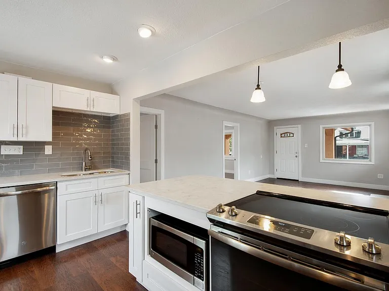 3951 N Vallejo St — Photo 7
