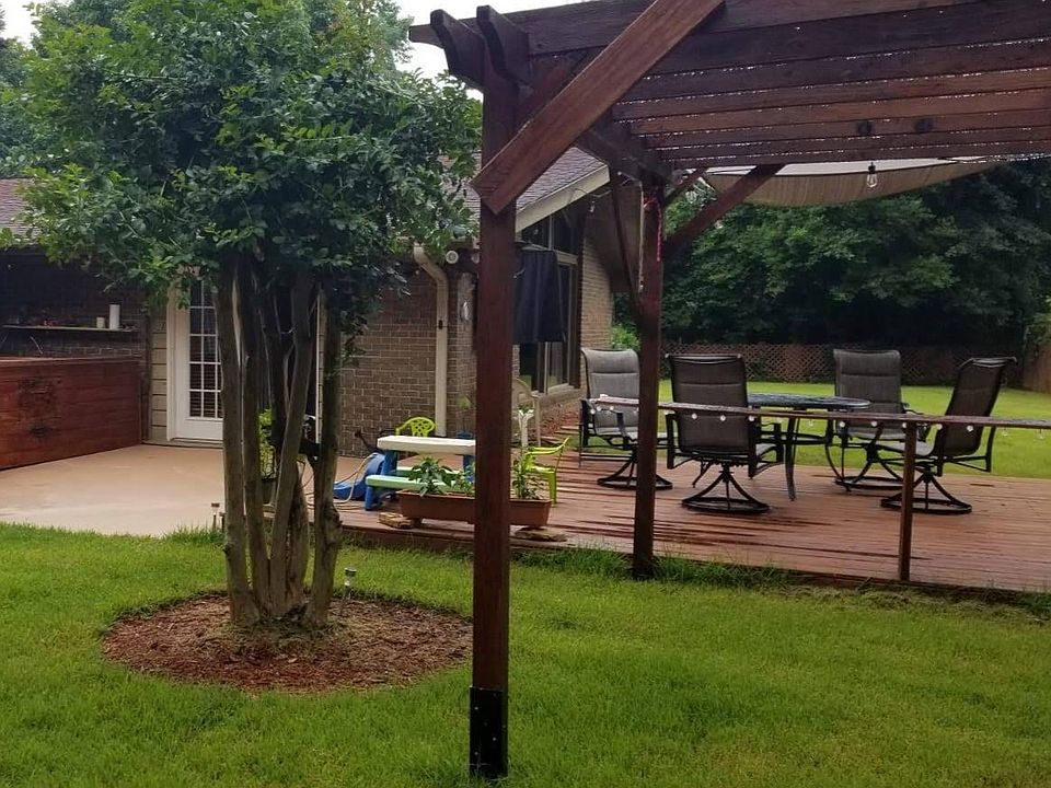 Beautiful backyard with deck and plenty of room to run
