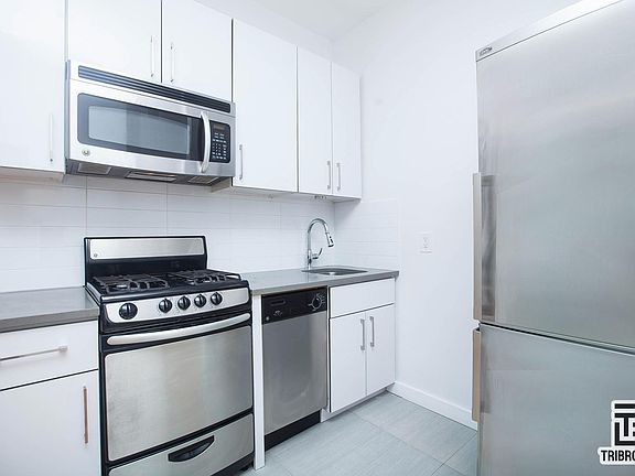 3rd image of 21 W 128th St #3A