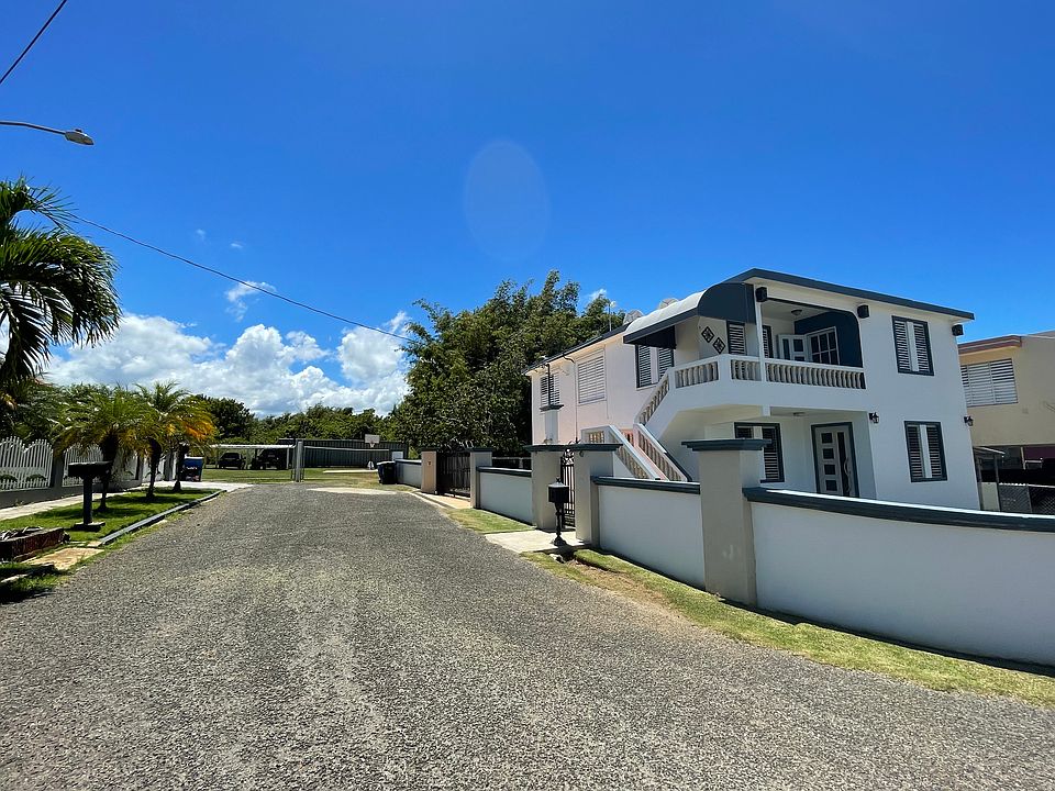 1st image of 188 Calle Rolita Villa Lndg