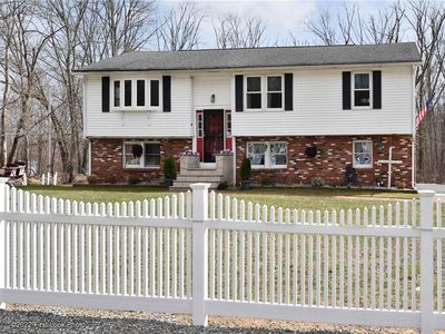 67 Roy Ave, Woonsocket, RI, 02895